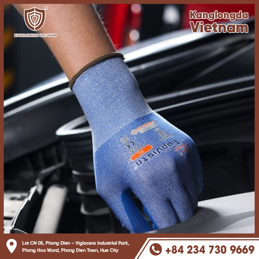 Oil resistant gloves protect hands from dirt and slipping when repairing machines.