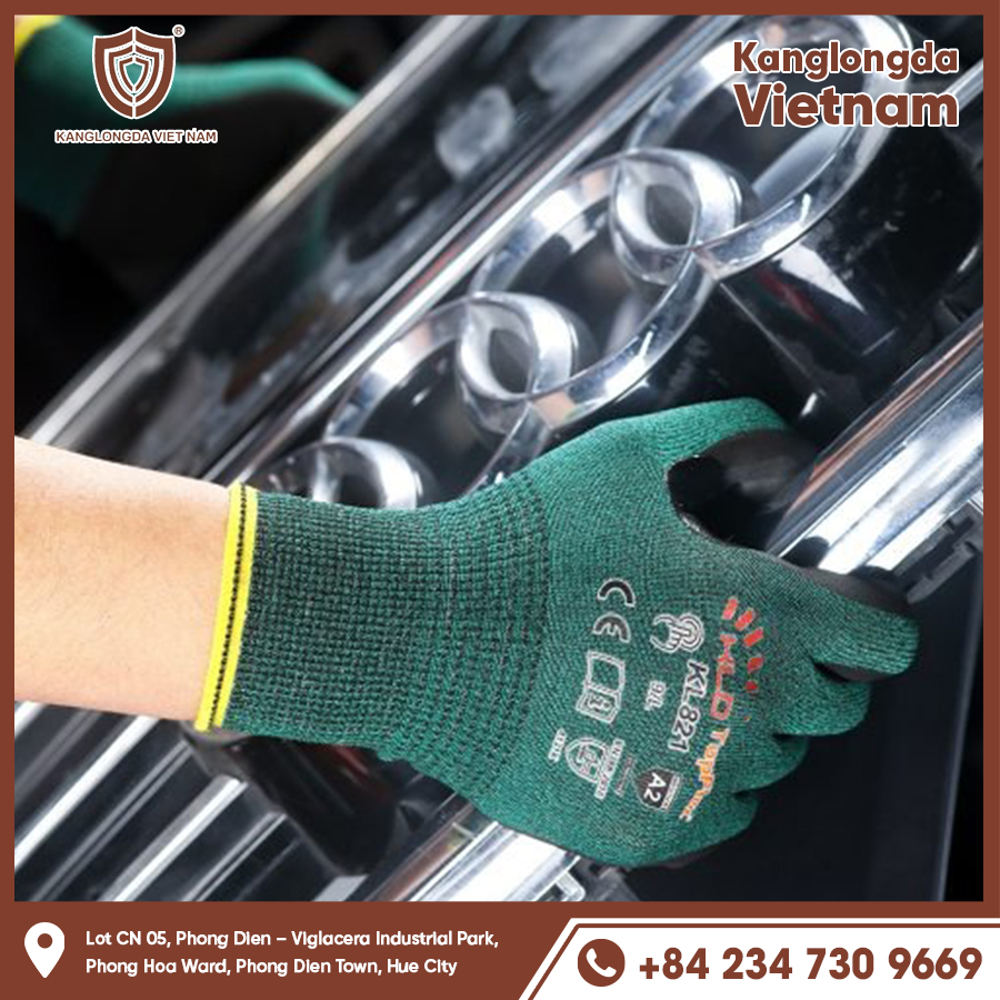 Thick padded gloves protect hands when holding the front of a car under pressure.