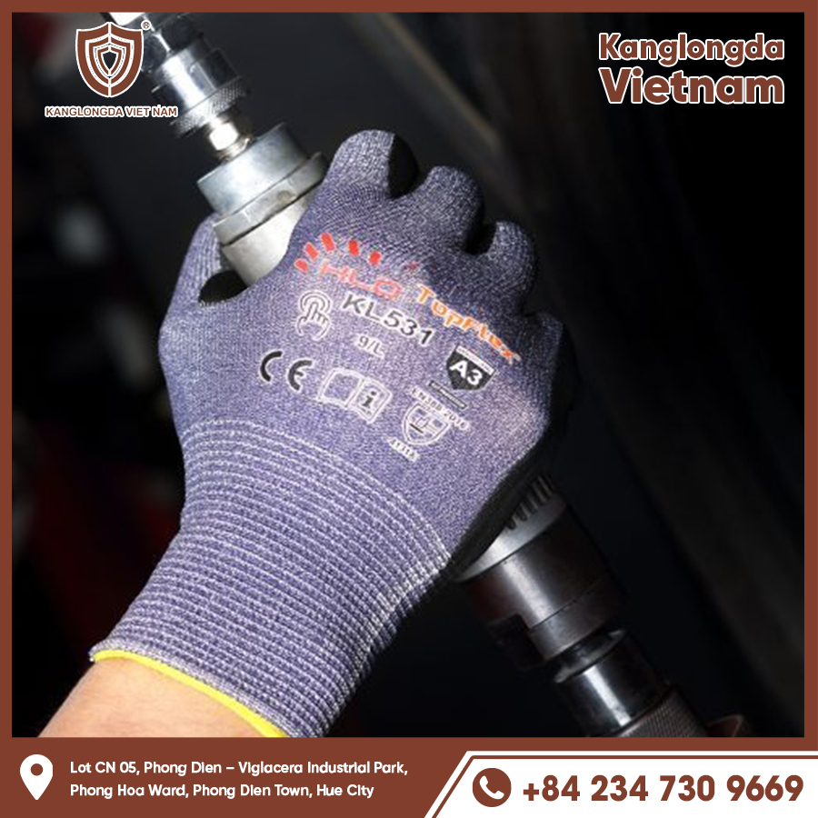 High-strength gloves increase friction to help firmly hold heavy iron shafts.
