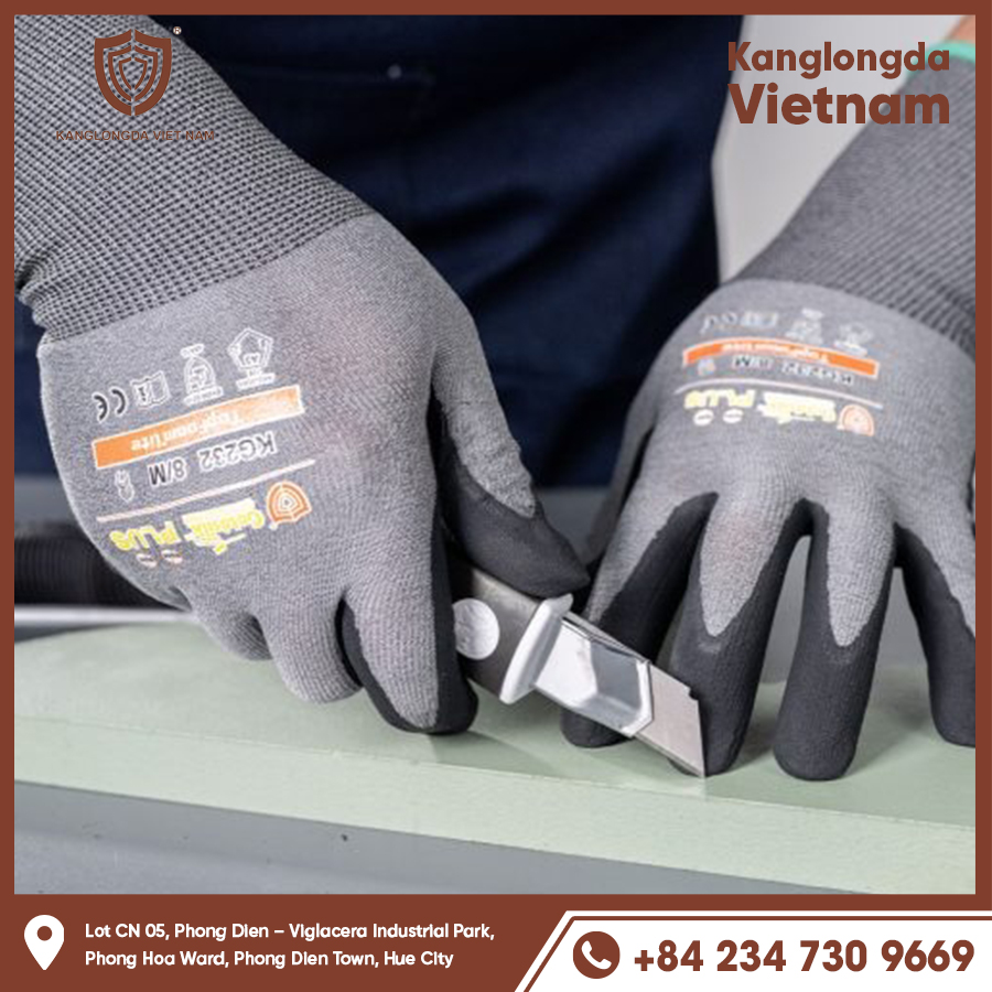 Cut resistant gloves protect hands from injury when using knives.