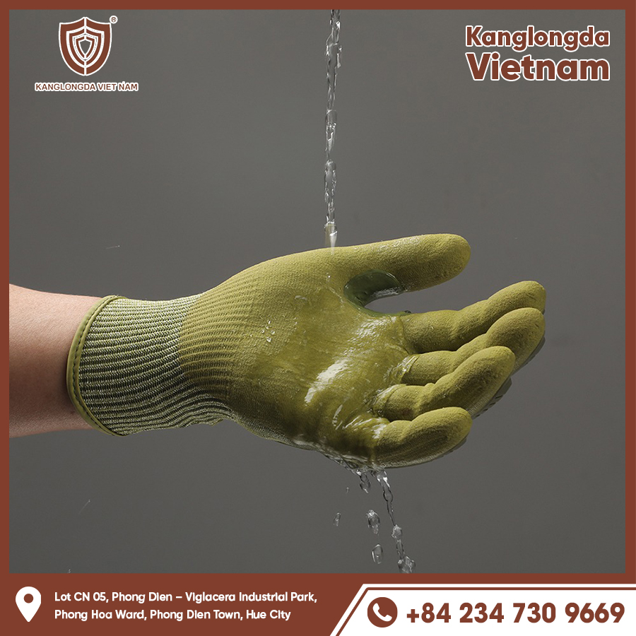 Gloves with waterproof palm coating, protect hands from water and oil.