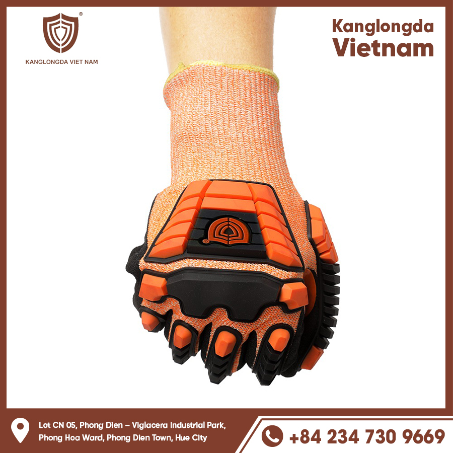 Gloves have anti-abrasion lining, protecting the back of the hand while working.