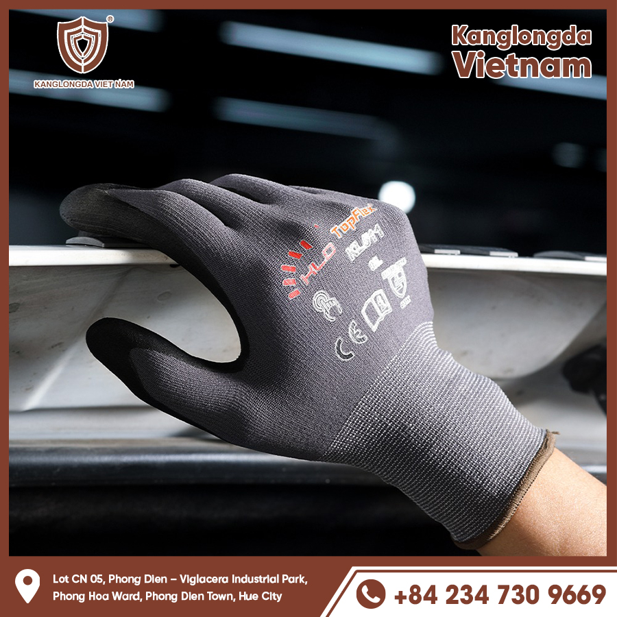 Thick padded gloves help open the hood safely and securely.