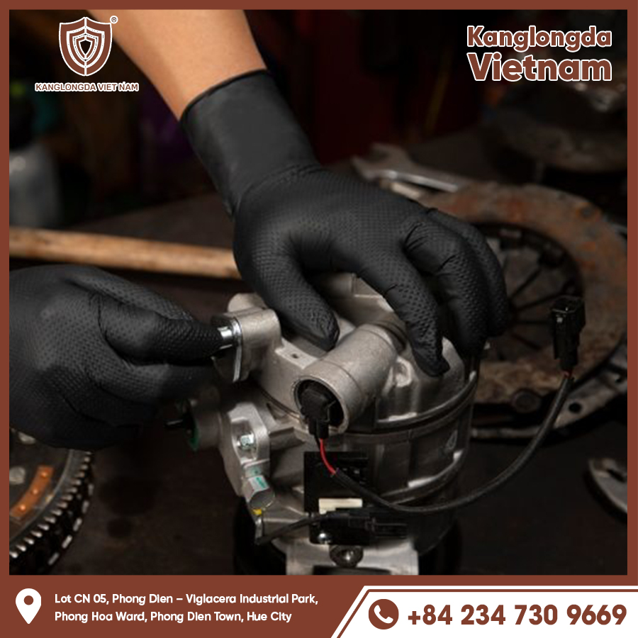 Flexible disposable gloves keep hands clean when repairing the unit