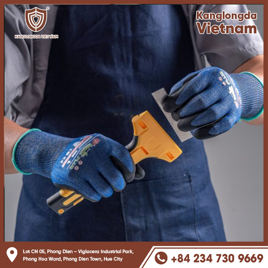 Non-slip, tight-fitting gloves help hold the grout firmly when working.